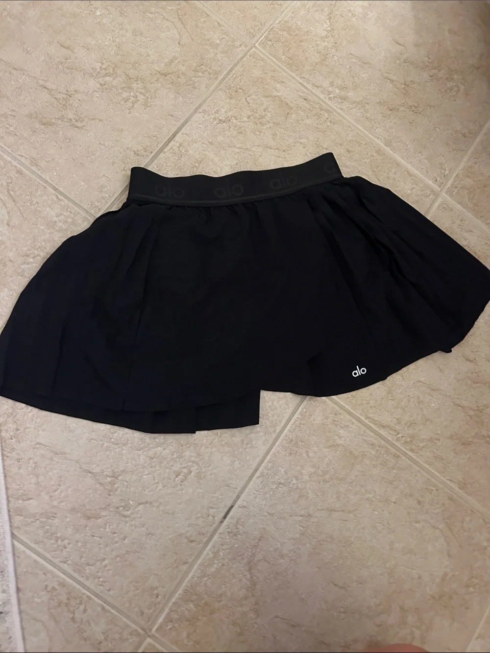 ALO Yoga Black Athletic Skirt with Built-in Shorts